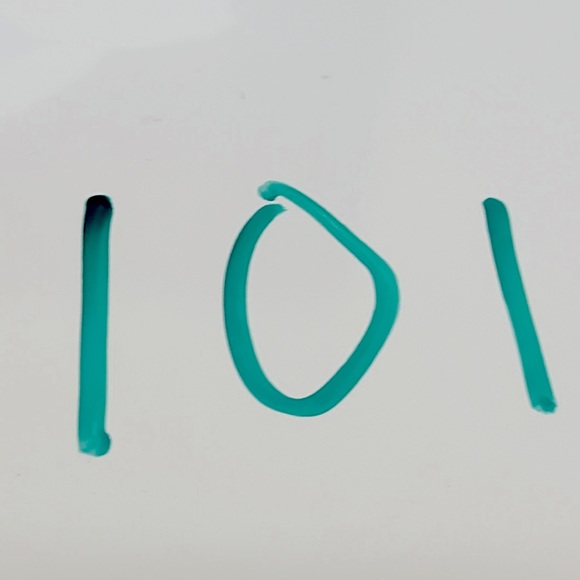 Cyrus Oversized Heather Gray Sweater. Hi-Lo Hem. Size Large. - Picture 11 of 12